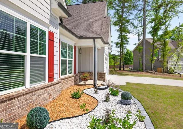 Photo 4 of Single family home for sale at 593 Dunagan Ct, Winder, GA 30680 | MLS# 10733159 | Listing updated on 2026-09-13