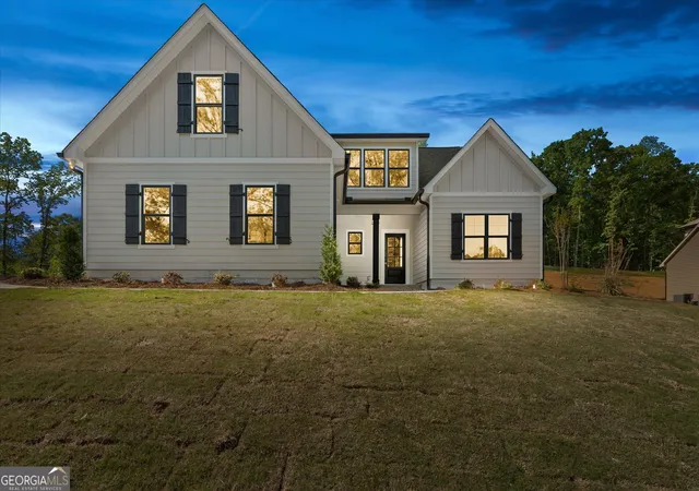 3rd image of 165 West Lake Blvd, Carrollton, GA 30116 | MLS# 10674531