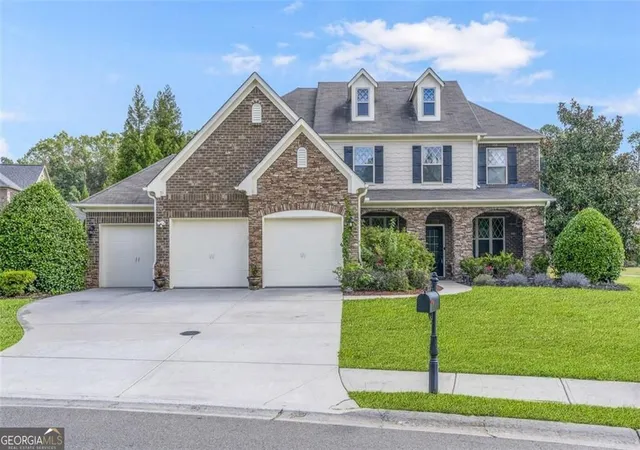 Photo 1 of Single family home for sale at 6510 Bentley Ridge Dr, Cumming, GA 30040 | MLS# 10786400 | Listing updated on 2026-08-24