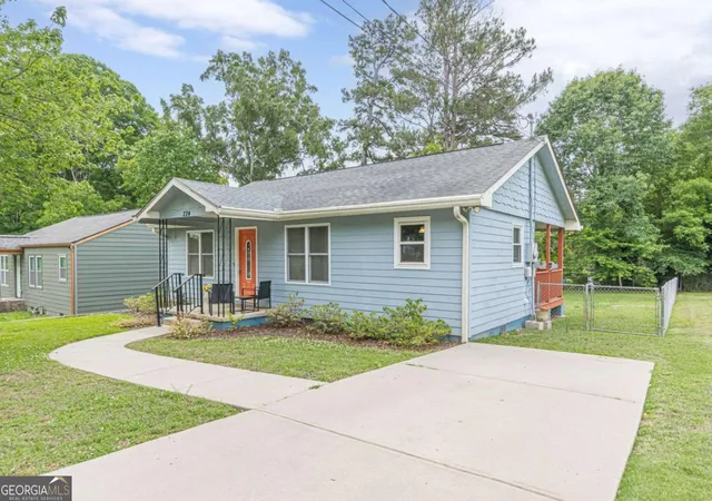 Photo 2 of Single family home for sale at 224 Birch St, Atlanta, GA 30354 | MLS# 10763774 | Listing updated on 2026-06-26