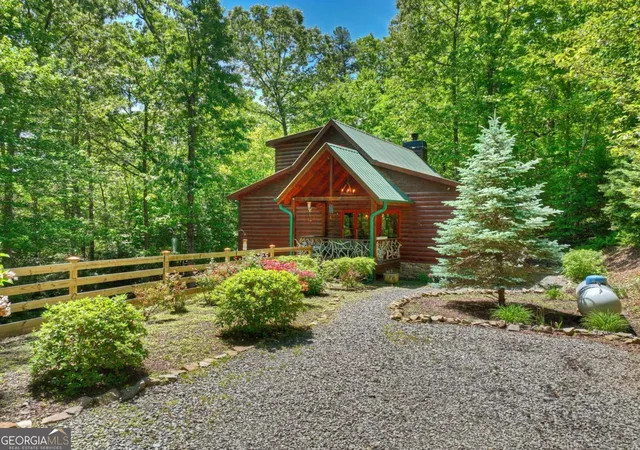 Photo 1 of Single family home for sale at 101 Overlook Rd, Blue Ridge, GA 30513 | MLS# 10762914 | Listing updated on 2026-05-26