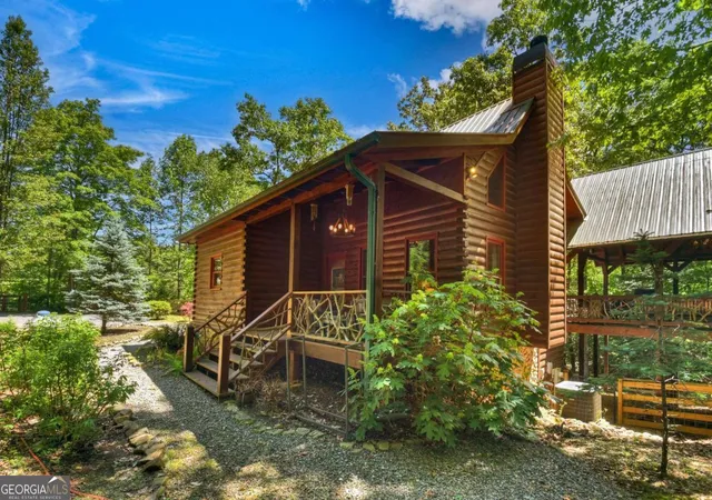 Photo 3 of Single family home for sale at 101 Overlook Rd, Blue Ridge, GA 30513 | MLS# 10762914 | Listing updated on 2026-05-26