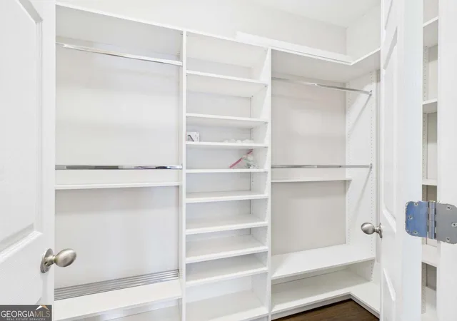 2nd image of 400 17Th St Nw, Atlanta, GA 30363