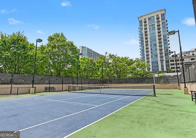 Listing Photo 2 - Condo for sale in building located at 325 E Paces Fry Rd Ne, Atlanta, GA 30305 - Unit #1511