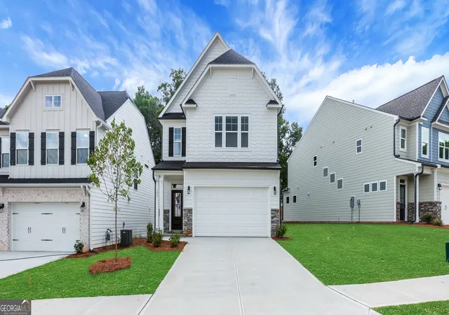 Photo 1 of Single family home for sale at 186 Trace Blf, Dawsonville, GA 30534 | MLS# 10691066 | Listing updated on 2026-09-10