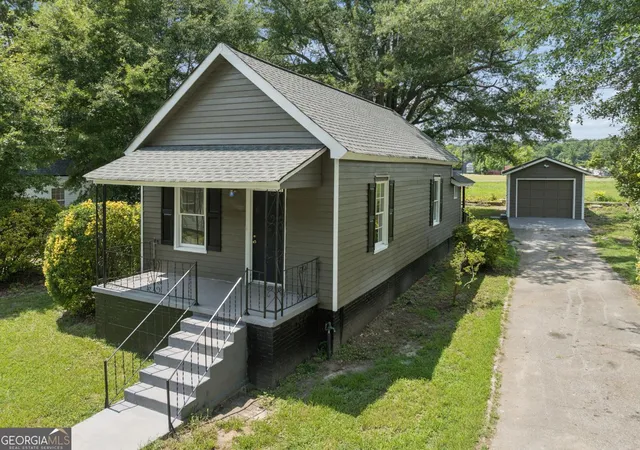 Homes for sale in Monroe, GA | 108 3Rd St, Monroe, GA 30655 | MLS# 10784903