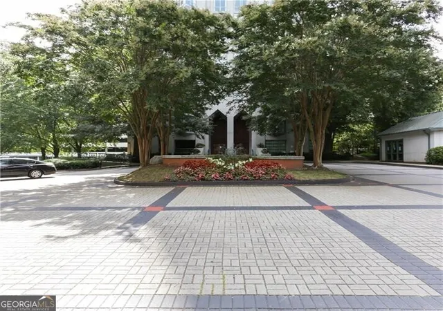 Photo 3 of Condo for sale at 2870 Pharr Court South Nw #1408, Atlanta, GA 30305 | MLS# 10572605 | Listing updated on 2026-09-28