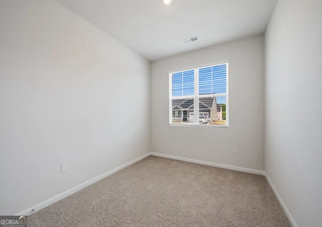 Photo 3 of Single family home for sale at 70 Acadian Rd, Statham, GA 30666 | MLS# 10817389 | Listing updated on 2026-10-25