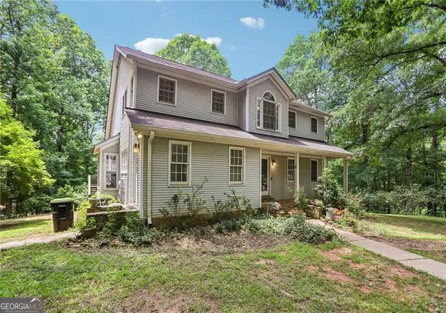 Photo 2 of Single family home for sale at 1319 Crumbley Rd, Mcdonough, GA 30252 | MLS# 10784521 | Listing updated on 2026-08-14