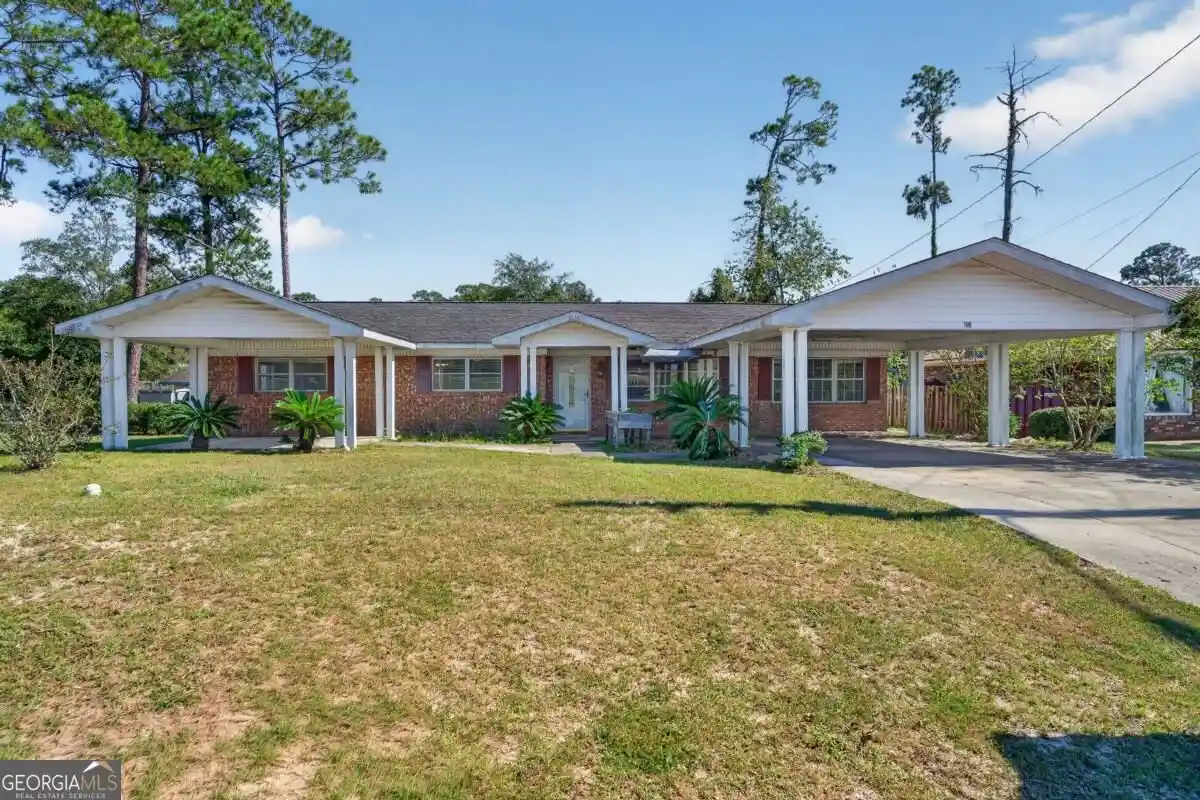 Photo 1 of Single family home for sale at 2116 Screven Ave, Waycross, GA 31501 | MLS# 10856072 | Listing updated on 2026-10-14
