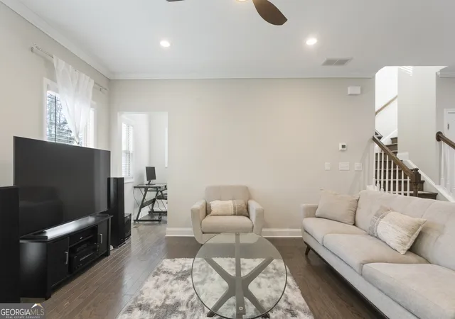 Photo 4 of Townhouse for sale at 1970 Devonwood Dr, Atlanta, GA 30329 | MLS# 10701647 | Listing updated on 2026-09-25