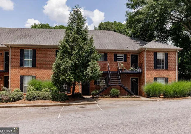 1st image of 1055 Baxter St #106, Athens, GA 30606 | MLS# 10804390