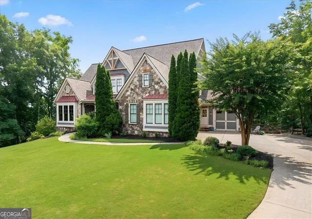 Photo 2 of Mansion for sale at 510 Evening Mist Dr, Acworth, GA 30101 | MLS# 10774216 | Listing updated on 2026-09-06
