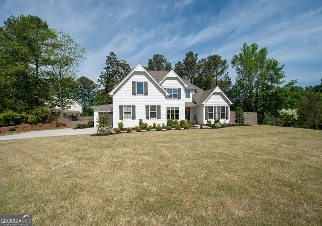Photo 4 of Single family home for sale at 110 Beresford Rd, Tyrone, GA 30290 | MLS# 10826138 | Listing updated on 2026-08-28
