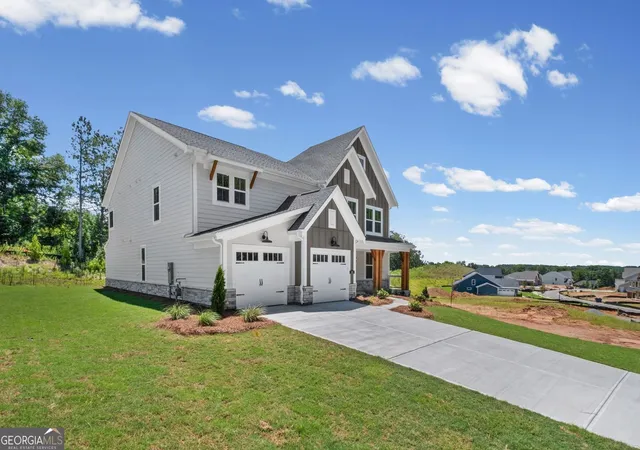 Photo 3 of Sale Pending at 115 Wood Grove Ln, Canton, GA 30114 | MLS# 10823805 | Listing updated on 2026-10-01