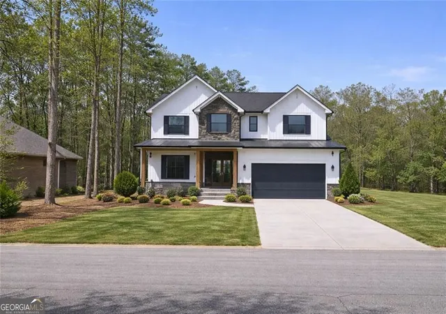 Photo 2 of Sale Pending at 3115 Fairmond Ct, Villa Rica, GA 30180 | MLS# 10724504 | Listing updated on 2026-05-25