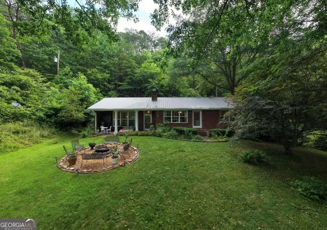 Photo 4 of Sale Pending at 5127 Mineral Springs Rd, Young Harris, GA 30582 | MLS# 10797054 | Listing updated on 2026-09-01