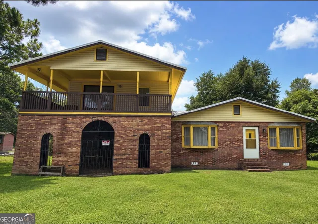 Photo 1 of Single family home for sale at 1118 Hargrett Ave, Tifton, GA 31794 | MLS# 10809115 | Listing updated on 2026-09-10