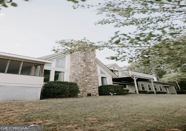 Photo 4 of Single family home for sale at 709 Day Rd, Meansville, GA 30256 | MLS# 10822588 | Listing updated on 2026-09-13