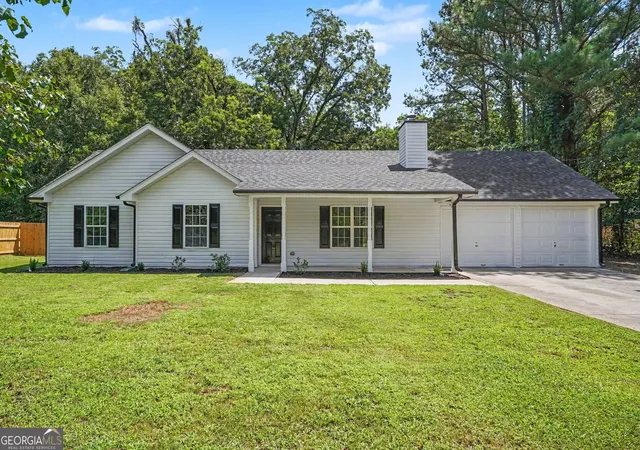 Photo 2 of Single family home for sale at 305 Veal Rd, Covington, GA 30016 | MLS# 10831122 | Listing updated on 2026-09-19