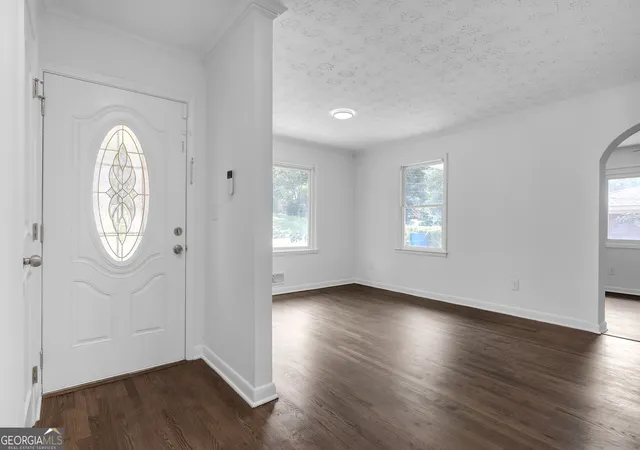 Photo 2 of Sale Pending at 166 Hermer Cir Nw, Atlanta, GA 30311 | MLS# 10825395 | Listing updated on 2026-08-28