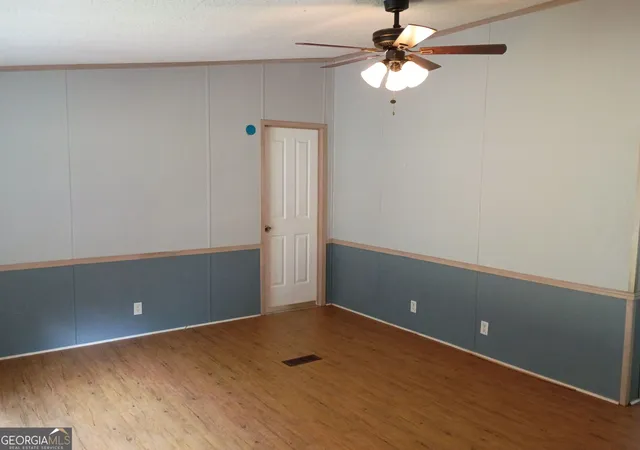 Photo 3 of Sale Pending at 241 Oglesby Dr, Bowersville, GA 30516 | MLS# 10829145 | Listing updated on 2026-10-08