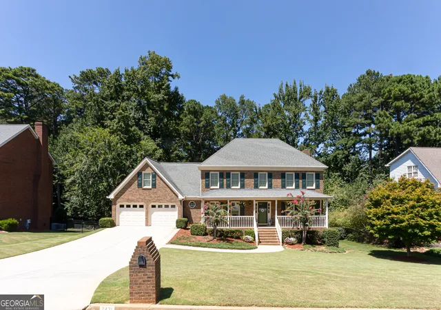 Photo 2 of Single family home for sale at 2431 Chimney Top Lane, Snellville, GA 30078 | MLS# 10834748 | Listing updated on 2026-09-22