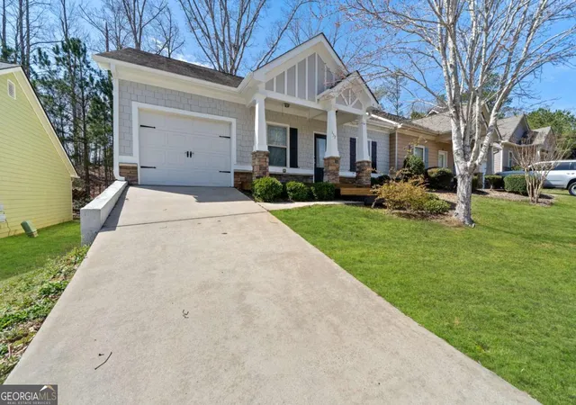 1st image of 157 Oakwood Dr Nw, Milledgeville, GA 31061 | MLS# 10759306