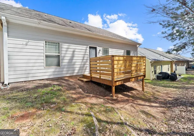 Photo 3 of Townhouse for sale at 157 Oakwood Dr NW, Milledgeville, GA 31061 | MLS# 10759306 | Listing updated on 2026-09-28