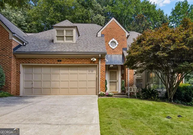 Photo 1 of Single family home for sale at 440 Greenlaurel Dr, Sandy Springs, GA 30342 | MLS# 10821732 | Listing updated on 2026-09-10