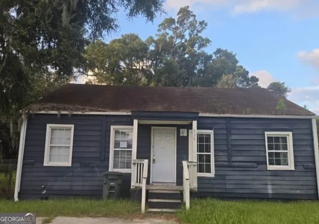 Photo 1 of Single family home for sale at 936 Staley Ave, Savannah, GA 31405 | MLS# 10872095 | Listing updated on 2026-10-27