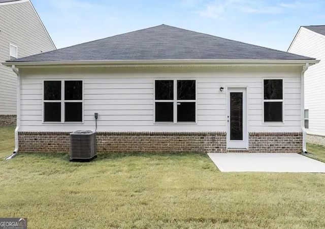 Photo 2 of Single family home for sale at 105 Montgomery Dr, Stockbridge, GA 30281 | MLS# 10814289 | Listing updated on 2026-09-10