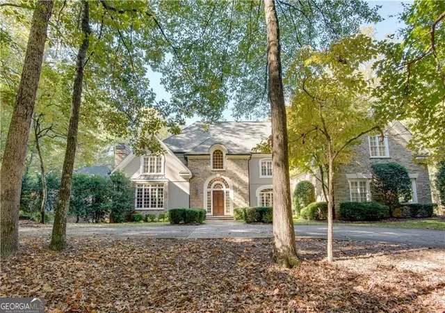 Photo 1 of Mansion for sale at 12180 King Cir, Roswell, GA 30075 | MLS# 10878460 | Listing updated on 2026-10-26