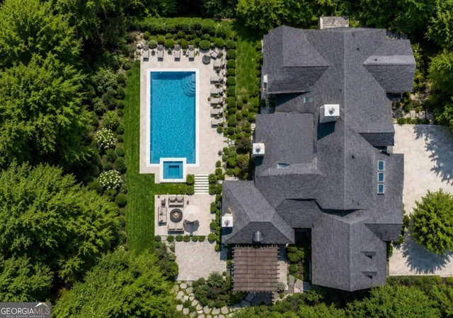 1st image of 366 Blackland Rd Nw, Atlanta, GA 30342 | MLS# 10805455
