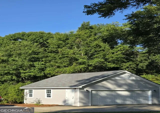 Photo 3 of Single family home for sale at 961 Chestnut Hl Rd, Fort Valley, GA 31030 | MLS# 10821842 | Listing updated on 2026-08-21
