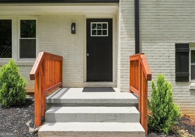 Photo 3 of Single family home for sale at 3187 Clifton Church Rd Se, Atlanta, GA 30316 | MLS# 10834766 | Listing updated on 2026-09-11