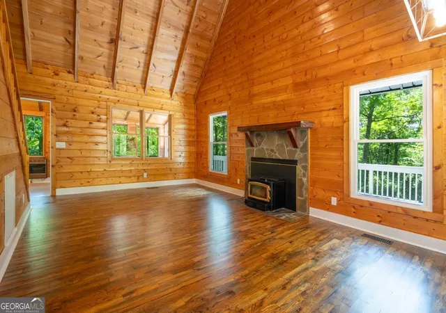 Photo 3 of Single family home for sale at 225 Cherokee Cir, Ellijay, GA 30536 | MLS# 10820787 | Listing updated on 2026-10-04