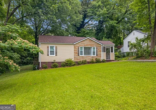 4th image of 1764 Lee St, Decatur, GA 30035 | MLS# 10783997