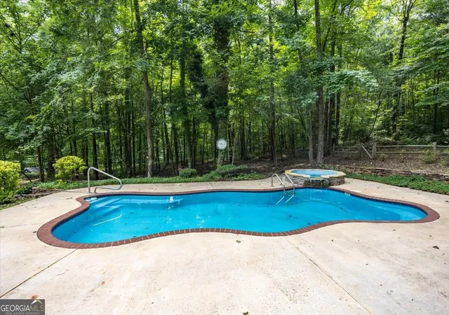 2nd image of 201 Manor Ct, Forsyth, GA 31029 | MLS# 10795508