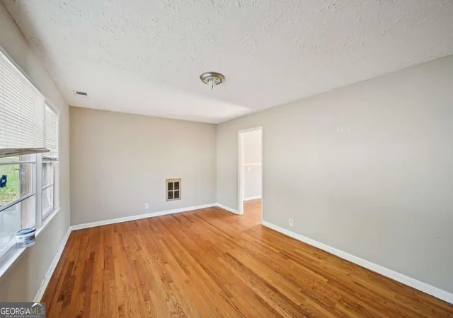 Photo 4 of Single family home for sale at 1324 N Hicks Cir NW, Conyers, GA 30012 | MLS# 10716096 | Listing updated on 2026-09-18