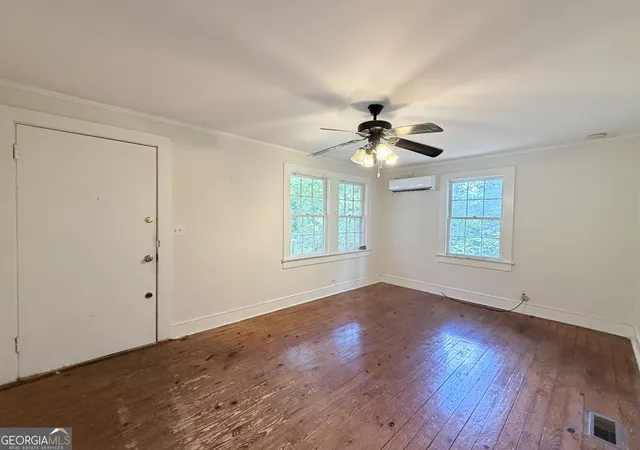 Photo 2 of Single family home for sale at 2110 S Lumpkin St, Athens, GA 30606 | MLS# 10828901 | Listing updated on 2026-09-14