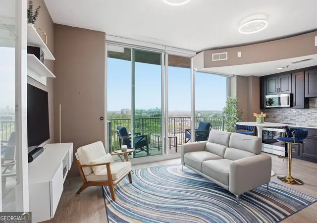 Homes for sale in Atlanta, GA | 361 17th St #1720, Atlanta, GA 30363 | MLS# 10723834