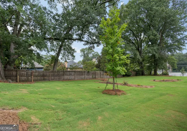 41st image of 2471 Edwards Dr Nw, Atlanta, GA 30318 | MLS# 10811680
