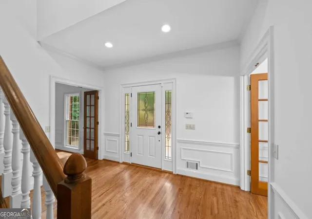 Photo 3 of Mansion for sale at 9335 Huntcliff Tr, Sandy Springs, GA 30350 | MLS# 10812201 | Listing updated on 2026-10-06