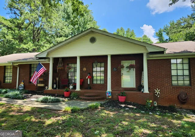 3rd image of 6522 Cook Dr, Lithia Springs, GA 30122 | MLS# 10819052