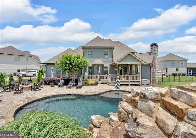 2nd image of 11 Laurel Tr Se, Cartersville, GA 30120 | MLS# 10820298