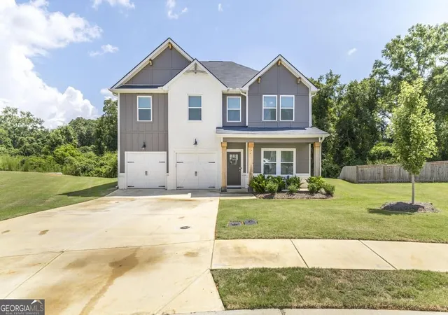 Photo 2 of Single family home for sale at 111 Corn Field Cir, Perry, GA 31069 | MLS# 10826080 | Listing updated on 2026-08-28