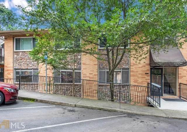 Condominium at 115 Biscayne Dr Nw #B3, Atlanta, GA 30309 | MLS# 8937999 |  | Sold on 2021-05-04