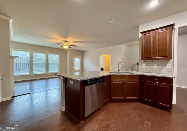 Photo 4 of Single family home for sale at 5115 Breezewood Cir, Alpharetta, GA 30004 | MLS# 10766824 | Listing updated on 2026-08-31