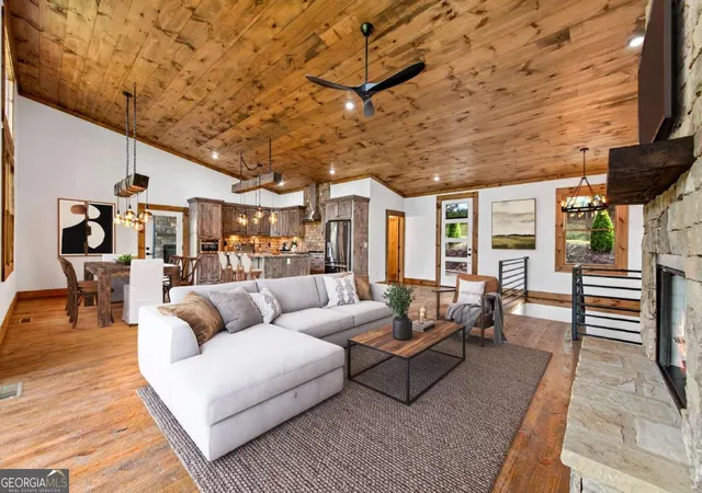 Photo 4 of Single family home for sale at 65 Wolf Creek Hts, Mineral Bluff, GA 30559 | MLS# 10829207 | Listing updated on 2026-09-02